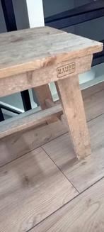 Oud houten bankje/ tafeltje, Huis en Inrichting, Krukjes, Ophalen, Zo goed als nieuw, Hout
