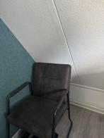 Grijze stoel met metalen frame, Huis en Inrichting, Stoelen, Ophalen, Zo goed als nieuw, Metaal, Eén