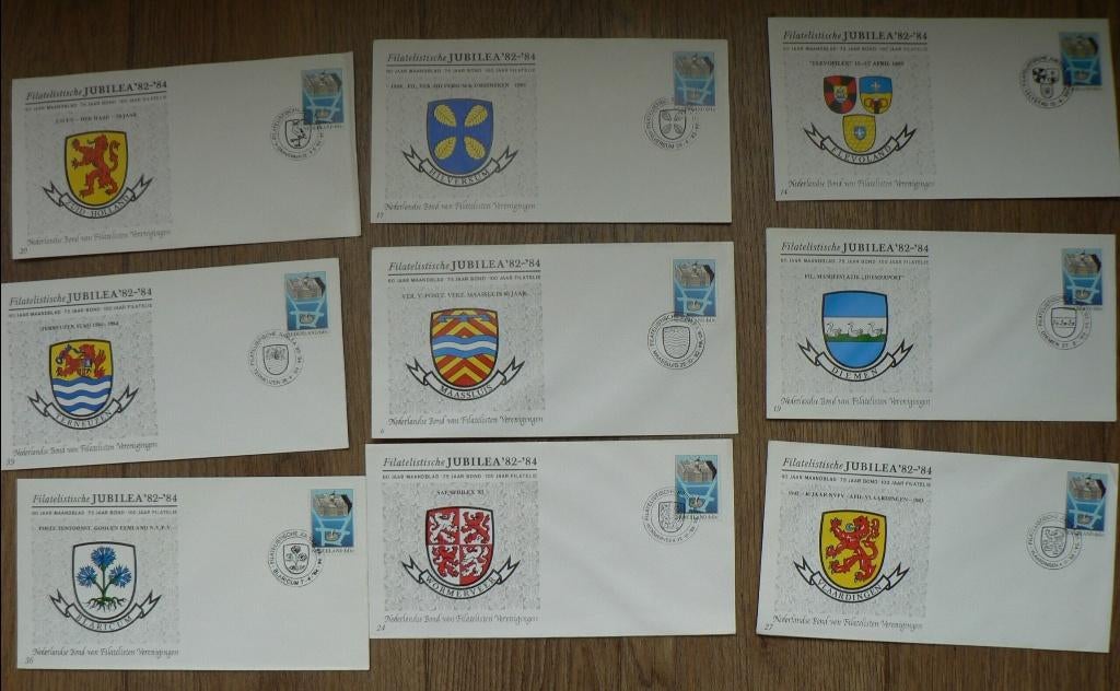 22 stuks Soort van Eerstedag Enveloppen speciale uitgaves., Postzegels en Munten, Ophalen of Verzenden, Onbeschreven, Nederland