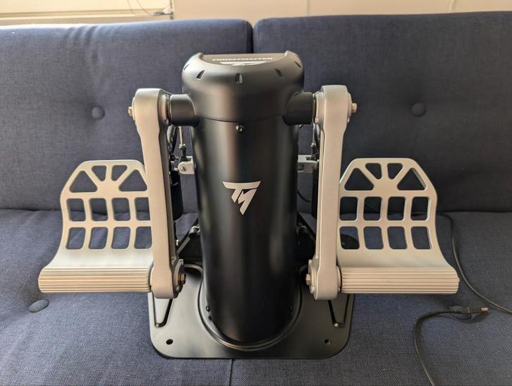 Thrustmaster TPR Pendular Rudder - Flight Simulator pedalen., Computers en Software, Joysticks, Zo goed als nieuw, Ophalen of Verzenden