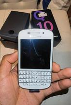 Nieuw blackberry Q10 whit edition met werkende telegram, spo, Telecommunicatie, Mobiele telefoons | Hoesjes en Frontjes | Blackberry