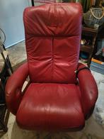Electrische rode fauteuil., Ophalen, Gebruikt