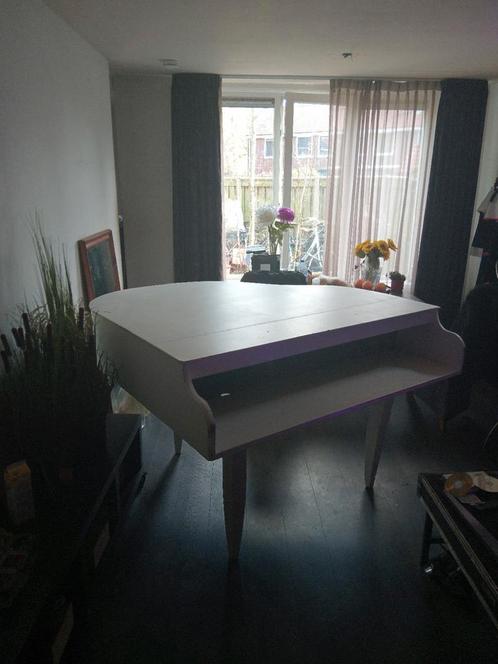 Piano sell, Muziek en Instrumenten, Keyboards, Zo goed als nieuw, 88 toetsen, Overige merken, Ophalen of Verzenden