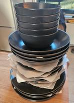 IKEA service zwart, Huis en Inrichting, Ophalen, Gebruikt, Bord(en), Overige stijlen