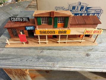 Houten Western Town Mainstreet  beschikbaar voor biedingen