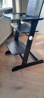 Tafelstoel zwart (imitatie tripp trapp), Gebruikt, Meegroeistoel, Gordel(s), Ophalen