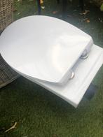 Hangend wc / toilet pot met bril/ deksel Sphinx, Ophalen, Zo goed als nieuw, Toilet