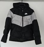Nike jas met capuchon lekker voor in het voorjaar of najaar, Gebruikt, Ophalen of Verzenden, Nike, Jongen