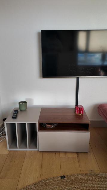 Designer tv meubel beschikbaar voor biedingen
