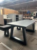 Houten tuinset met zitkussens, Hahebo / Re-use, Staal, Graafseweg 23A 5831AA Boxmeer, Zo goed als nieuw