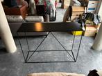 Massief metalen tafel, Huis en Inrichting, Tafels | Sidetables, Moderne stijl, Gebruikt, Ophalen of Verzenden, Metaal