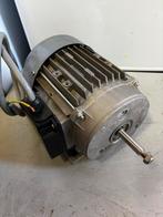 Elektromotor 1kW. 400V, Doe-het-zelf en Verbouw, Motoren, Ophalen of Verzenden, Gebruikt, Elektromotor