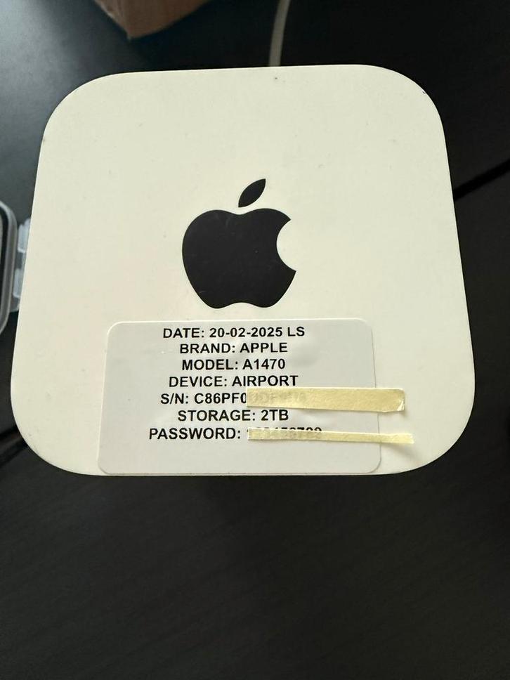 Apple Airport timecapsule 2T, Computers en Software, Routers en Modems, Gebruikt, Router met modem, Ophalen of Verzenden