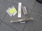 Metsel troffel en spaanplaten. 2 nog nieuw, Ophalen of Verzenden, Gebruikt