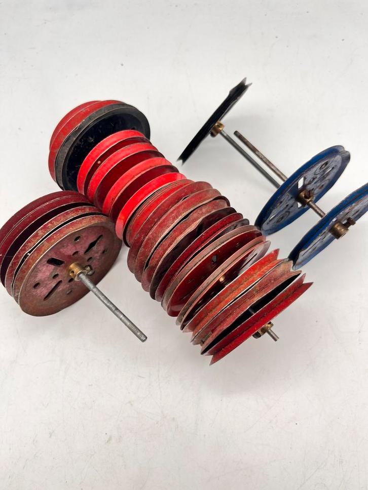 Diverse katrollen, Hobby en Vrije tijd, Modelbouw | Overige, Gebruikt, 1:50 tot 1:144, Ophalen of Verzenden