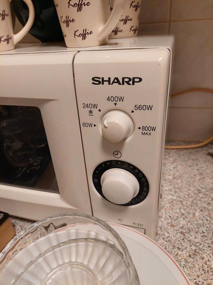 Izgst sharp magnetron €15, Witgoed en Apparatuur, Magnetrons, Zo goed als nieuw, Ophalen