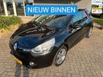 Renault Clio Estate 0.9 TCe Night&Day 1E EIG/AC/CRUIS/NAV/LE, Voorwielaandrijving, 898 cc, Stof, 580 kg