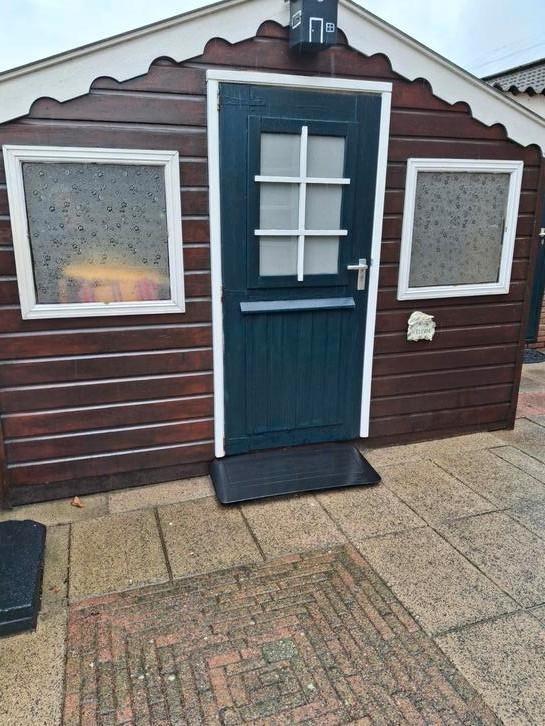 Tuinhuisje/ schuurtje, Doe-het-zelf en Verbouw, Zonnepanelen en Toebehoren, Zo goed als nieuw, Ophalen of Verzenden