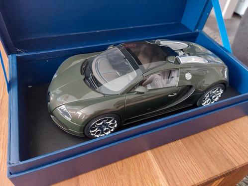 MR 1/18 Bugatti veyron Grand Sport ZELDZAAM 20 VAN GEMAAKT, Hobby en Vrije tijd, Modelauto's | 1:18, Zo goed als nieuw, Auto, Overige merken