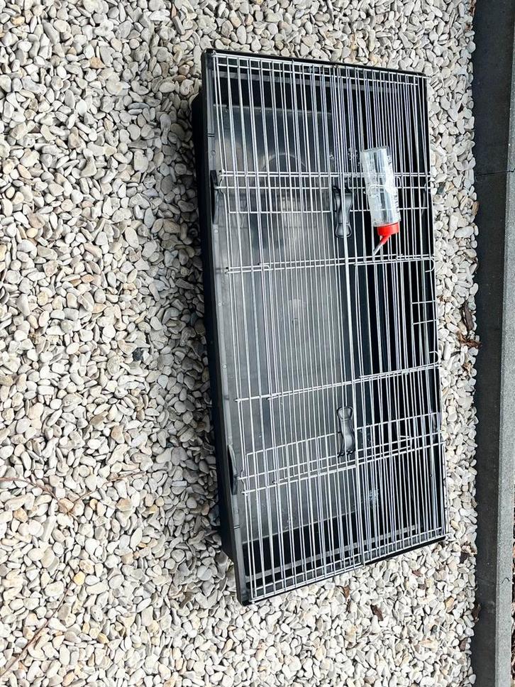 Gebruikt konijnenhok, Dieren en Toebehoren, Knaagdieren en Konijnen | Hokken en Kooien, Gebruikt, Hok, 60 tot 90 cm, 110 cm of meer