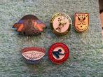 5 speldjes Nederlandse IJshockeyclubs, Verzamelen, Speldjes, Pins en Buttons, Ophalen of Verzenden, Zo goed als nieuw, Overige onderwerpen