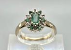 Gouden Vintage ring edelsteen smaragd en diamant. 2025/692., 18 tot 19, ., Ophalen of Verzenden, Zo goed als nieuw