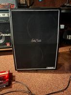Harley Benton 212 Vertical Celestion Red Hot 100, Muziek en Instrumenten, Versterkers | Bas en Gitaar, Ophalen of Verzenden, Zo goed als nieuw