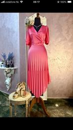 Roze / fuchsia jurk, Rinascimento, Cocktailjurk, Ophalen of Verzenden, Zo goed als nieuw