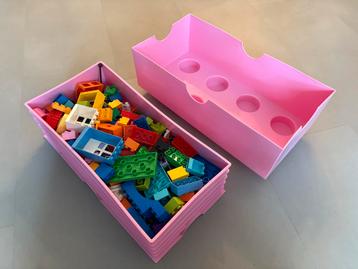 Duplo stenen met Lego opbergbak beschikbaar voor biedingen