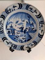 18e eeuw Delfts aardewerk bord 34,5cm Chinoiserie., Ophalen of Verzenden