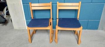 Ikea kindertafel en 2 stoelen  beschikbaar voor biedingen