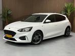 Ford Focus 1.0 EcoB. ST L. Bns (bj 2018), Auto's, 125 pk, Gebruikt, Euro 6, Wit