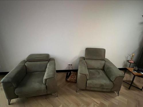 Zeer mooie olijfgroene relax fauteuils, Huis en Inrichting, Banken | Complete zithoeken, Zo goed als nieuw, Ophalen