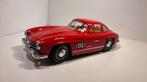 Mercedes benz 300 sl red Bburago 1.18, Hobby en Vrije tijd, Modelauto's | 1:18, Ophalen of Verzenden, Bburago, A, A