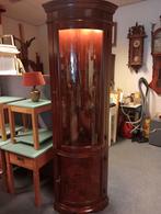 Hoekkast/Vitrinekast Mahonie Wortelnoten in Nieuwstaat, Huis en Inrichting, Met plank(en), Minder dan 50 cm, Hoekkast, Ophalen of Verzenden