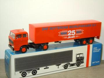 Daf 2800 & Trailer 25 Jaar Daf Rotterdam - Lion Car 1:50 beschikbaar voor biedingen