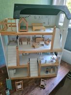 Poppen huis petit amelie, Ophalen, Zo goed als nieuw, Hout