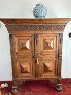 Antieke Hollandse Dekenkast, Antiek en Kunst, Antiek | Meubels | Kasten, Ophalen