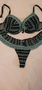Mooi luxe lingeriesetje zwart turquoise kantbh80 C slip 42, Kleding | Dames, Ondergoed en Lingerie, Ophalen of Verzenden, Zwart