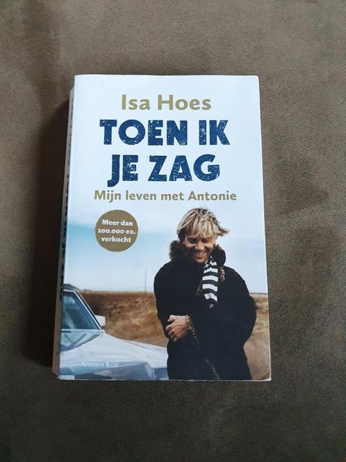 TOEN  IK  JE  ZAG  van  Isa  Hoes, Boeken, Biografieën, Film, Tv en Media, Ophalen of Verzenden