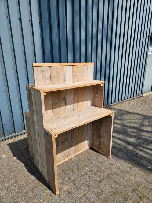 Zwaar en degelijk presentatiemeubel steigerhout, Huis en Inrichting, Barren, Ophalen