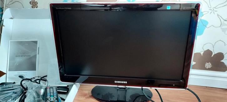Samsung P2270HD 22" LCD Monitor - Full HD TV!, Computers en Software, Monitoren, Ophalen of Verzenden