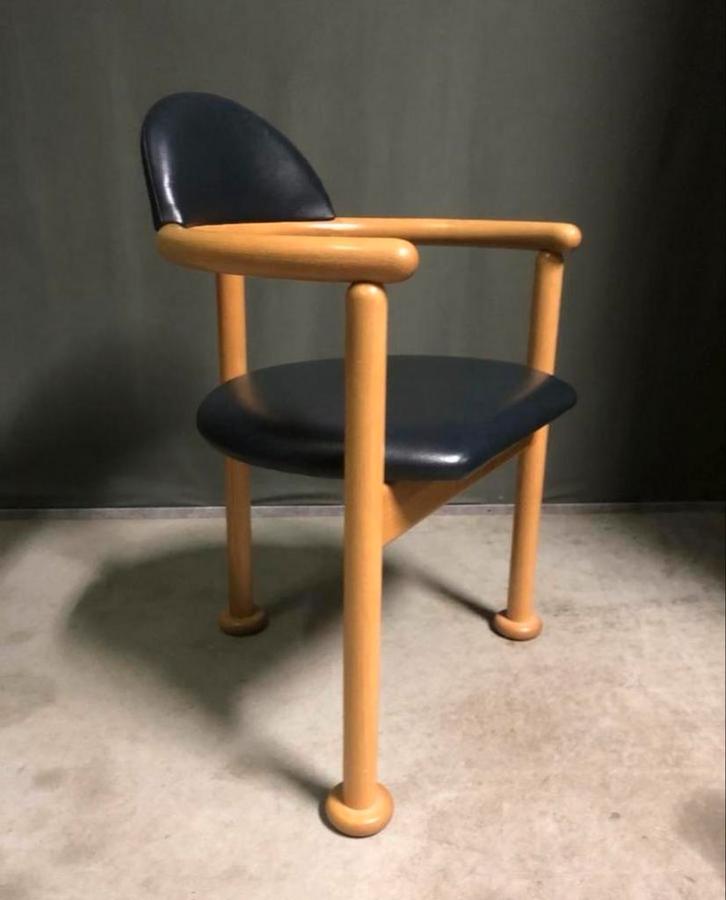 Midcentury modern dining chairs, Huis en Inrichting, Stoelen, Zo goed als nieuw, Vier, Hout, Zwart, Ophalen of Verzenden