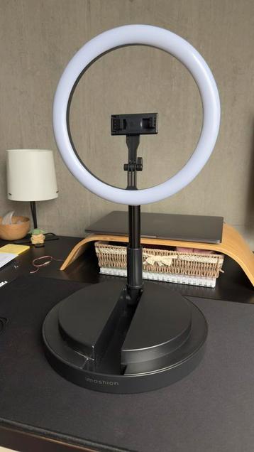 Ringlamp iMoshion LED, uitschuifbaar tot 140cm hoog beschikbaar voor biedingen