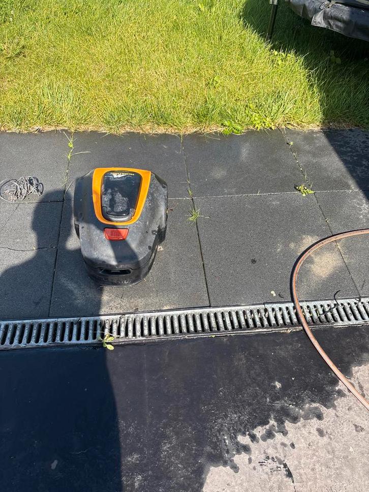 McCulloch Robotmaaier - Gebruikt, Tuin en Terras, Robotmaaiers, Gebruikt, 20 tot 25 cm, Ophalen of Verzenden