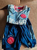 Ajax tenue maat 140, Sport en Fitness, Voetbal, Maat XS of kleiner, Ophalen of Verzenden, Set