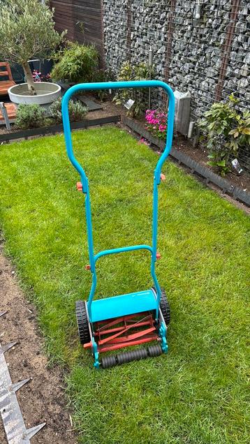 Gardena 300 gras kooimaaier in goede staat beschikbaar voor biedingen