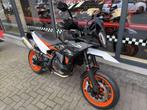 KTM 890 SMT 2023, Bedrijf, SuperMoto