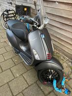 Vespa Sprint 2018 grijs, Fietsen en Brommers, Scooters | Vespa, Verzenden, Zo goed als nieuw