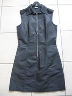 Zwart getailleerd Benetton jurkje - maat xs - lengte 88 cm, Benetton, Zwart, Ophalen of Verzenden, Zo goed als nieuw